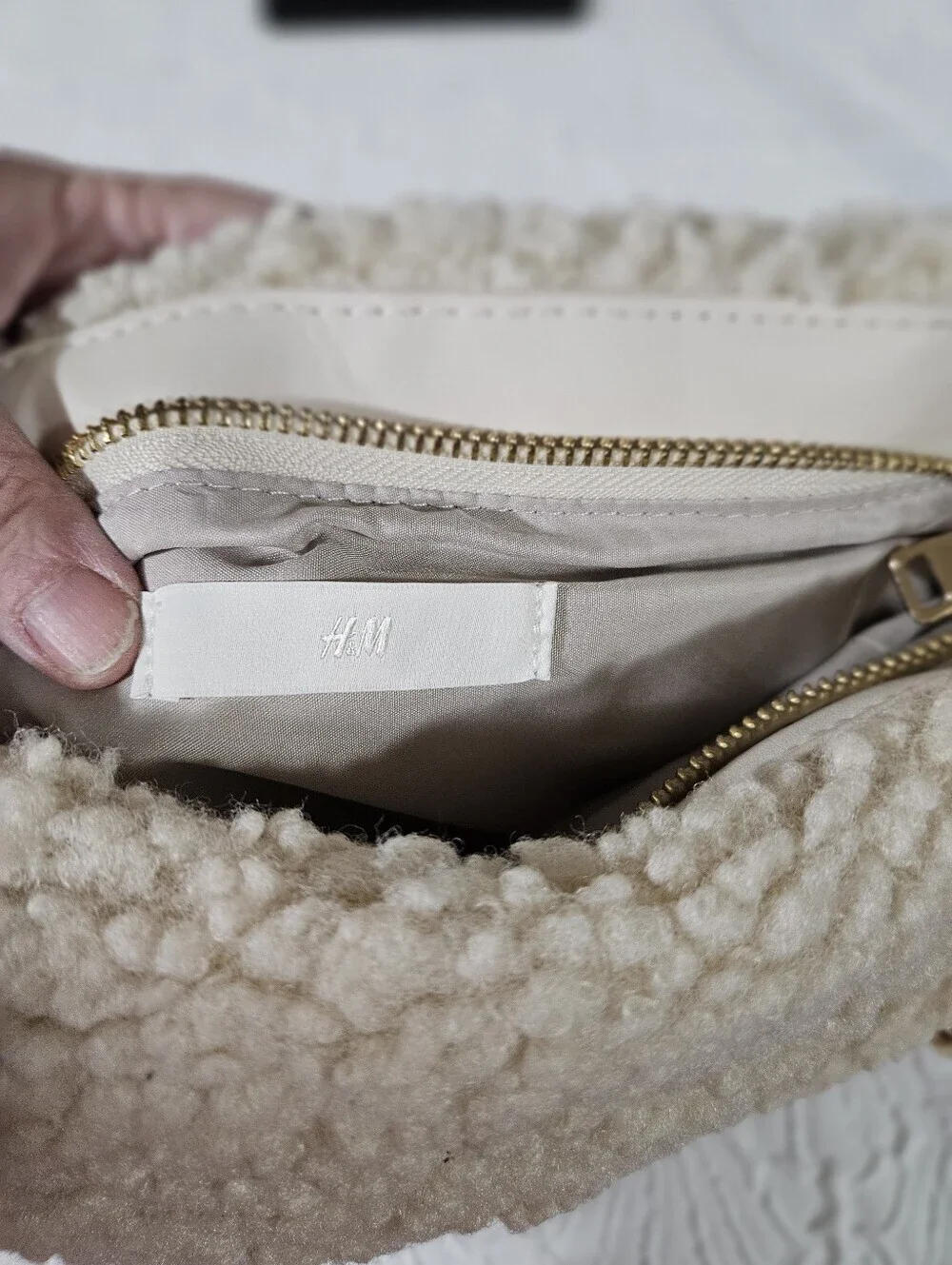 H & M Cozy Cream Sherpa Chain-Handle Shoulder Bag
